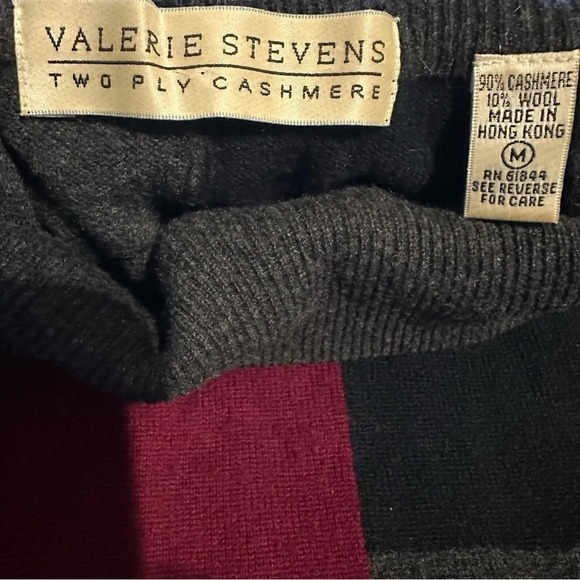 Valerie Stevens Two Ply Cashmere Patchwork Turtleneck Sweater Size M - Picture 3 of 3